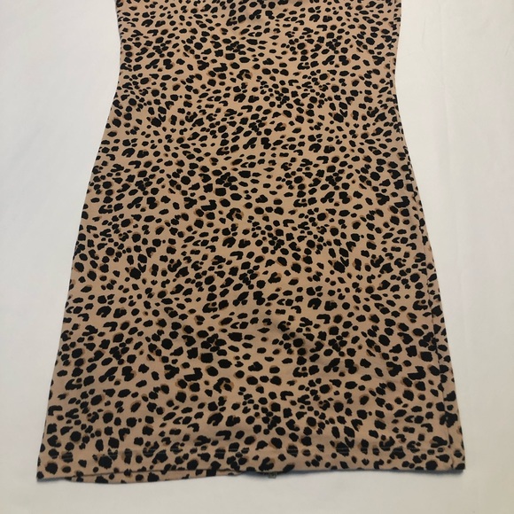 LEOPARD  PRINT DRESS . -NEW No TAG - Picture 2 of 8